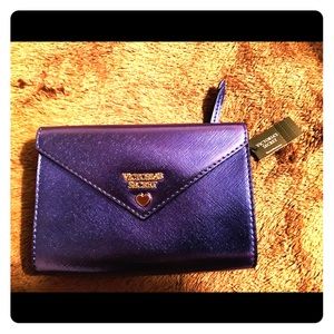 Victoria’s Secret Zip Coin Wallet